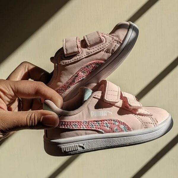 Original Puma girls shoes