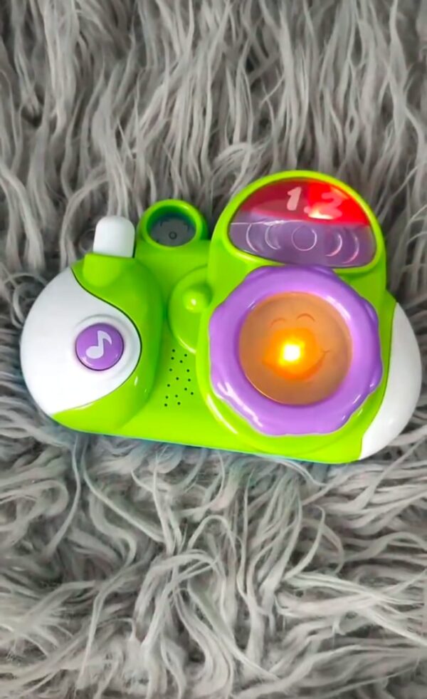 Musical camera w lights and sounds - Image 4