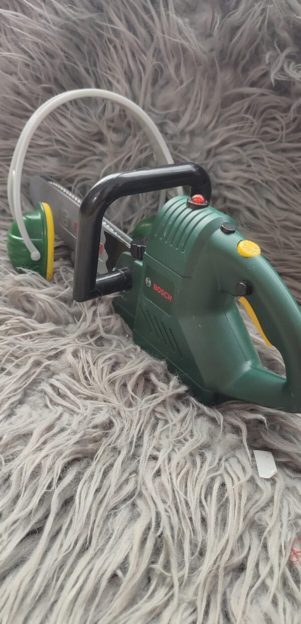 Bosch toy chainsaw. - Image 2