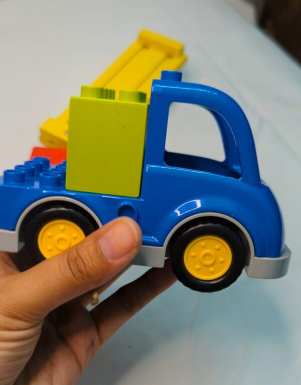 Pack of 2 cars