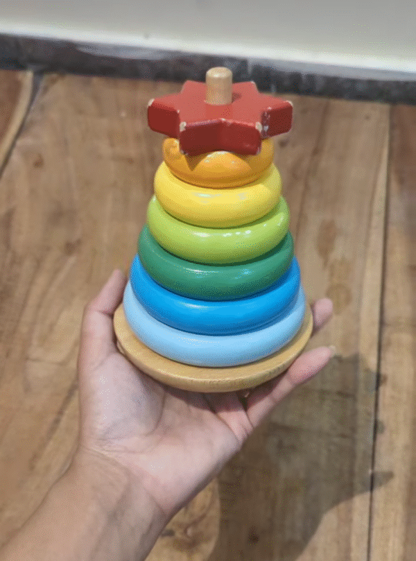 Rainbow ring stacker
