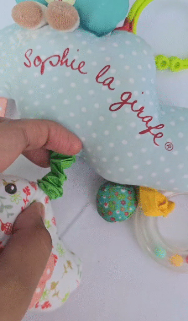 Sophie la giraffe- rattle - Image 6