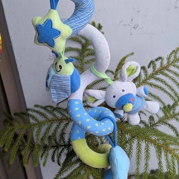 Crib/stroller hanging