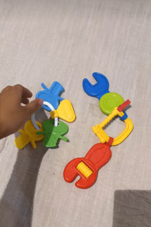 Fisher price tools teether+rattle