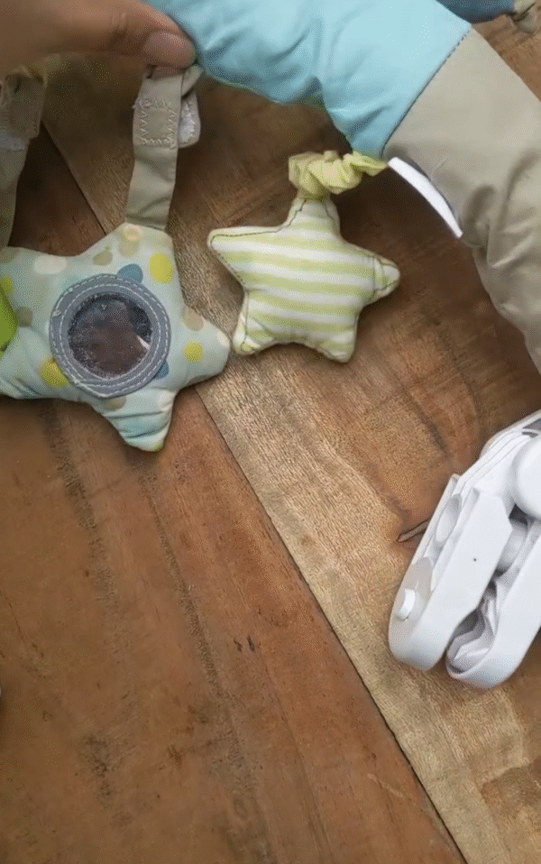 Baby cot/crib hanging - Image 2