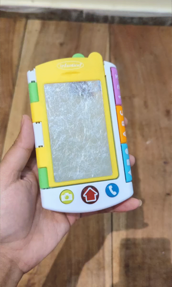 Infantanio smart phone & Book
