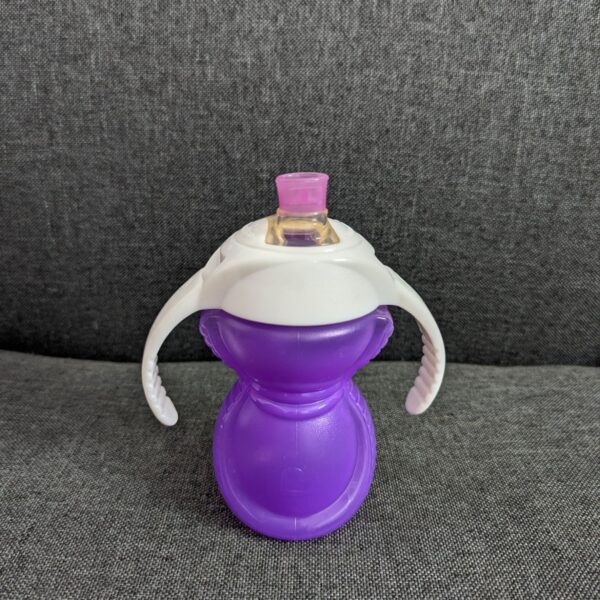 Munchkin bite proof cup