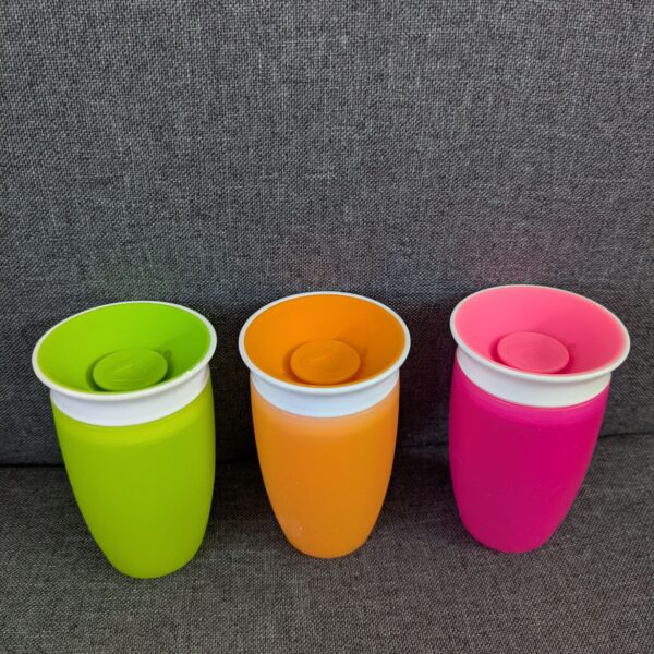 Munchkin/  Non-spill magic cups