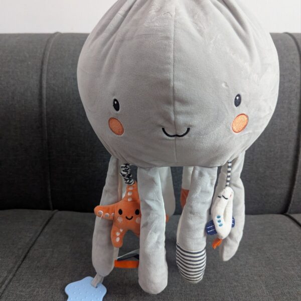 Giant octopus Activity hanging