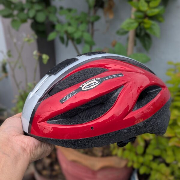 Adults cycling helmet